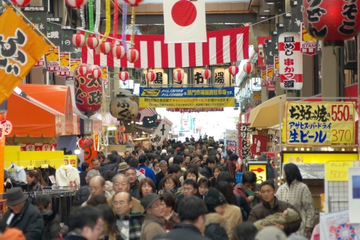 活気と笑顔あふれる大阪商店街