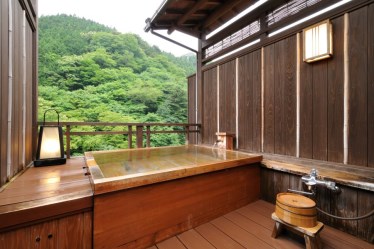 四万温泉　時わすれの宿　佳元