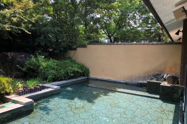 春日居温泉 囲炉裏炭火焼 民芸風旅館 大棟苑