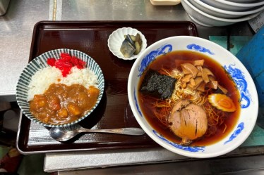 冨士屋食堂