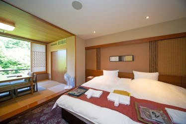 箱根七瀬