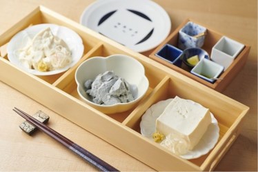 カネマス弥平とうふ店
