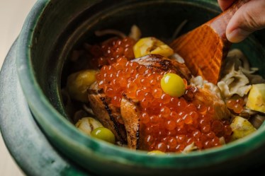 割烹　士成