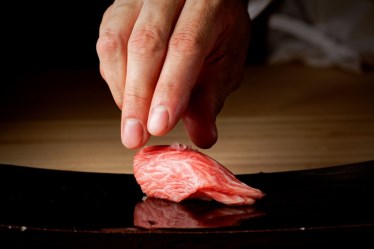 鮨 八咫烏
