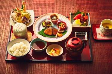 日本料理　雲海（ANAインターコンチネンタル万座ビーチリゾート内）