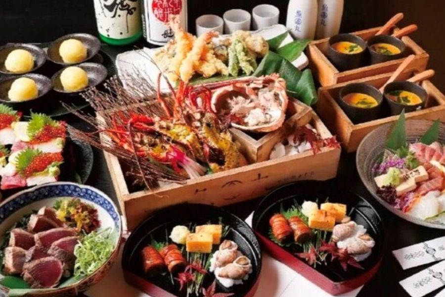 炉端と日本酒　魚丸　守山店