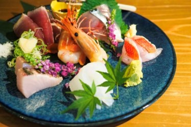 酒場スタンドウオマル