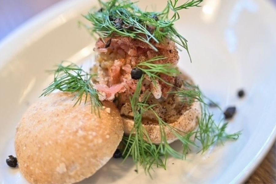 Bar de Espana Mon（モン）