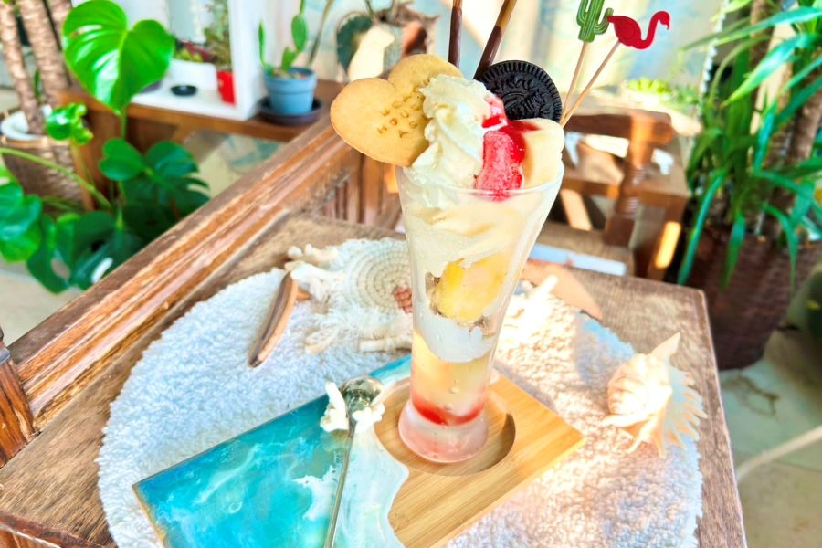 BEACHHOUSE ASIA CAFE