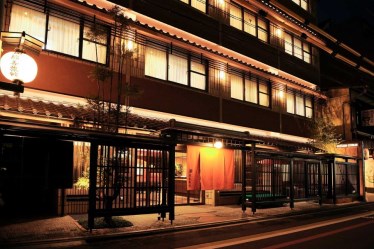 京の宿　綿善旅館