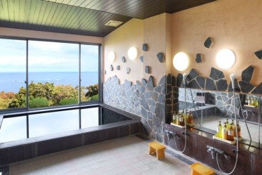 ＳＡＤＯ二ツ亀ビューホテル