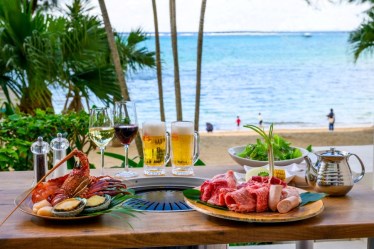 タイガービーチカフェ（ホテルモントレ沖縄スパ＆リゾート内）