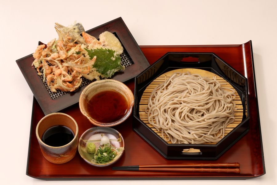 献上伊吹そばつる亀庵