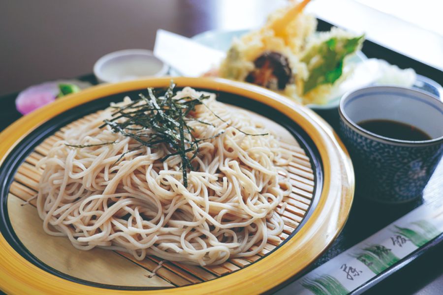 お食事処 灯（鉛温泉 藤三旅館内）