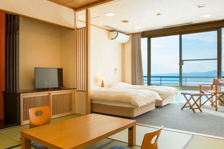 氷見温泉郷 魚巡りの宿 永芳閣