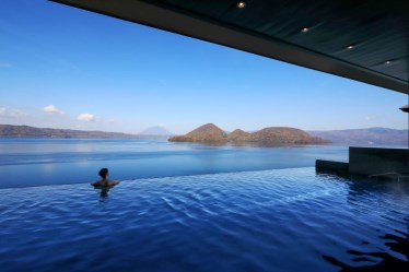 ザ・レイクスイート湖の栖