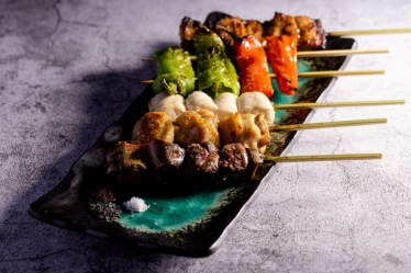 焼き鳥とワイン＋ビストロおでん　３B　神保町店