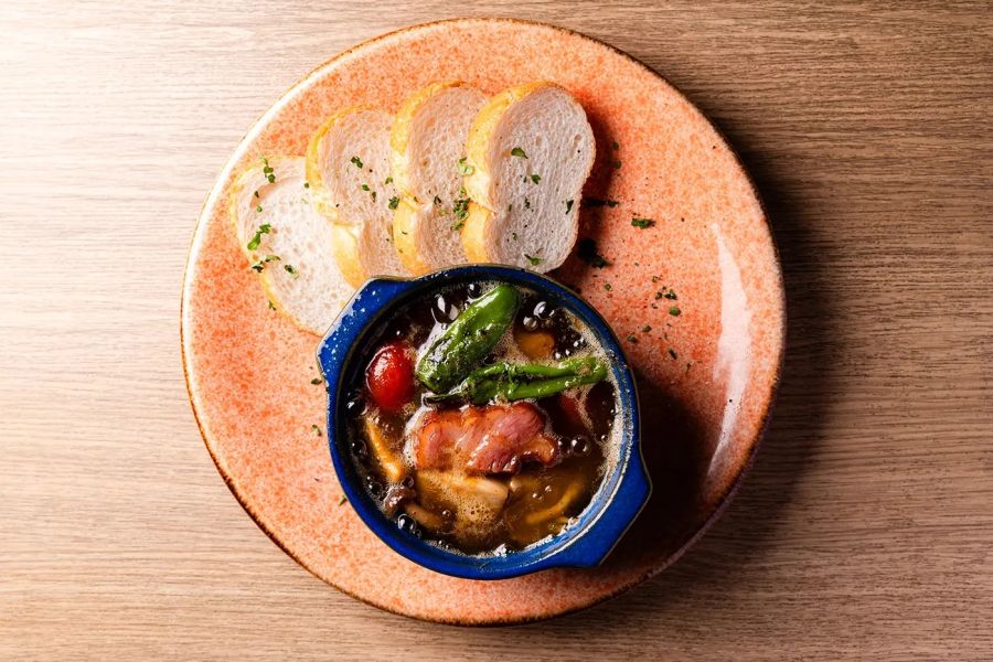 ワインビストロ 柴田屋酒店本店