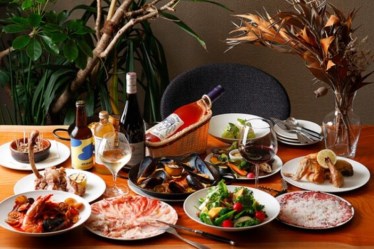 W TORANOMON -the market-