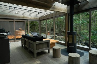 Tiny Base The MOUNTAiN Hiiragi