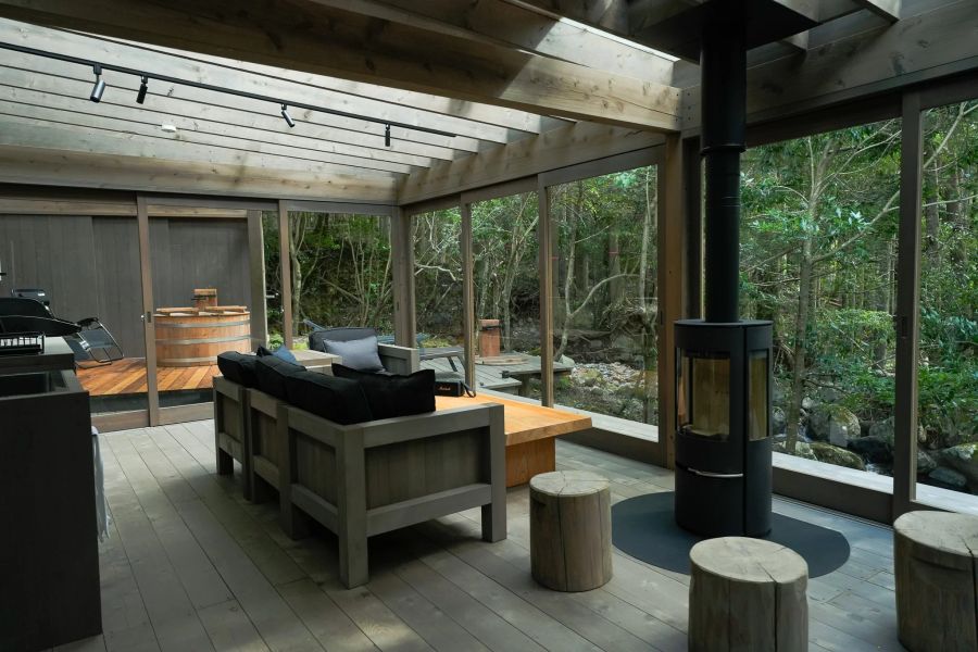 Tiny Base The MOUNTAiN Hiiragi