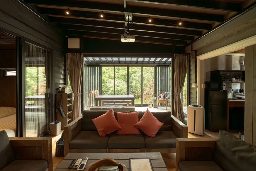 Tiny Base The River HOUSE