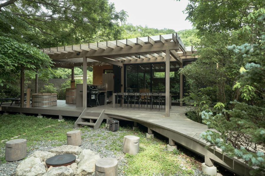 Tiny Base The Valley