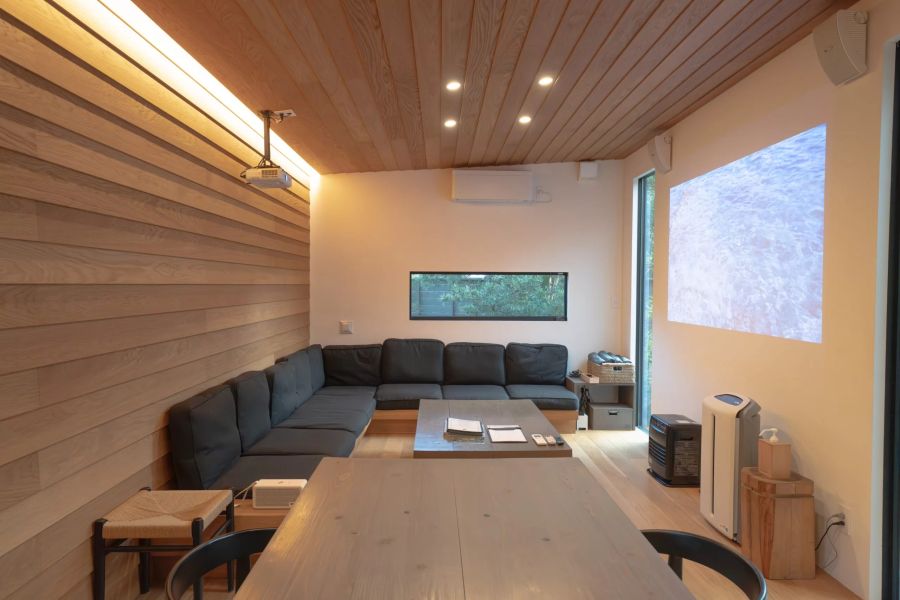 Tiny Base The Valley