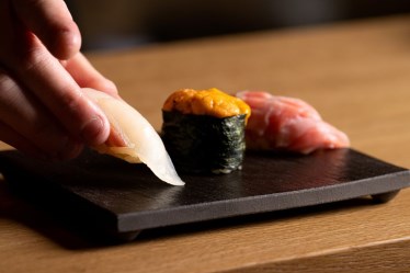 立喰すし 魚河岸 山治