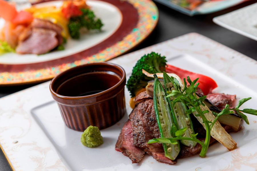 天津楼　菜々久（ホテルサンダーソン内）