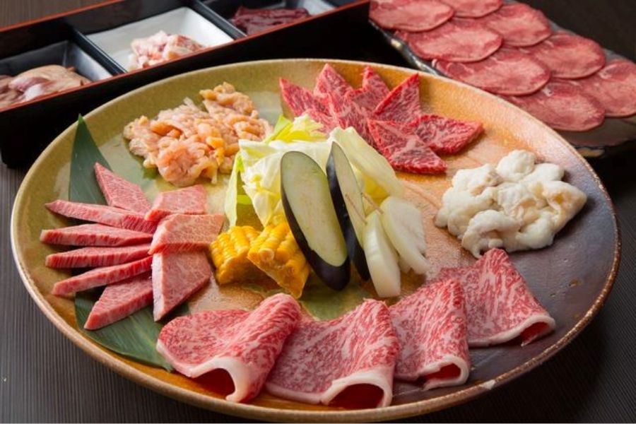 炭火焼肉　一休亭　彦根本店