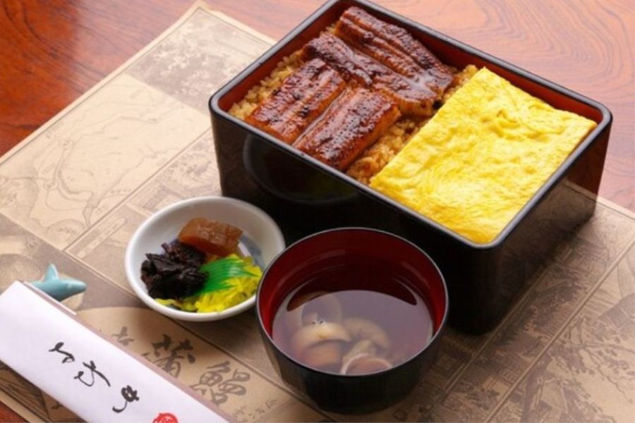 逢坂山かねよ 本店