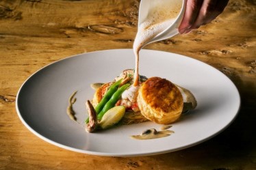 DINING & BAR TABLE 9 TOKYO（品川プリンスホテル内）