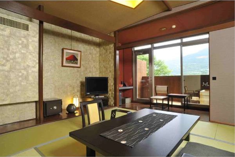 源泉かけ流しの宿　櫻休庵