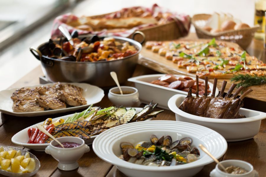 オールデイダイニング ザ テーブル（ホテルグランヒルズ静岡内）