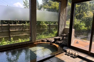 魚沼の隠れ温泉くつろぎ庵