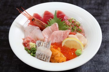 とろろ・海鮮料理 さんすい 2号店