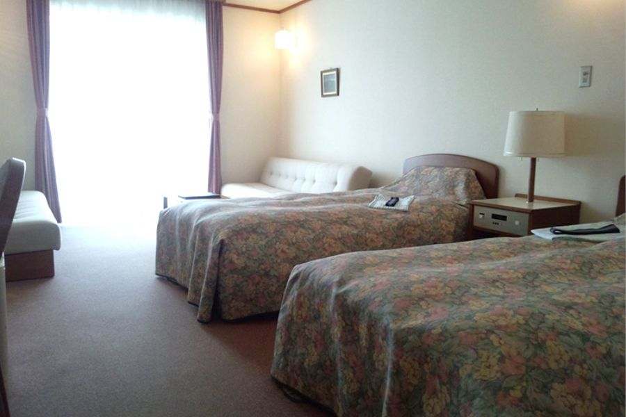 ホテル　ベルンドルフ