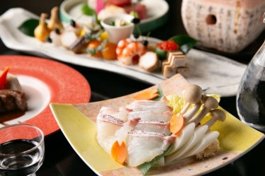 温石　左近太郎