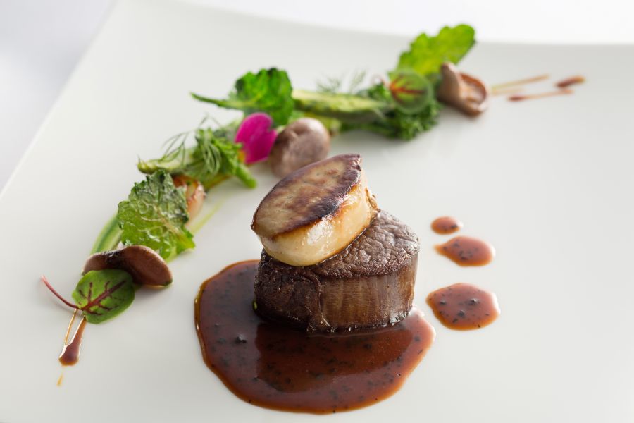 フランス料理「レ セゾン」（帝国ホテル 大阪内）