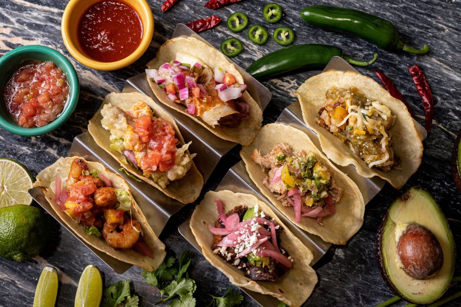 el calientemodern mexicano