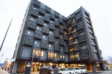 ホテル呉竹荘高山駅前