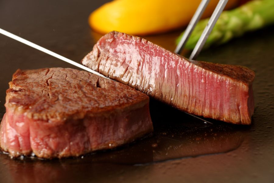 鉄板焼なにわ（リーガロイヤルホテル広島内）