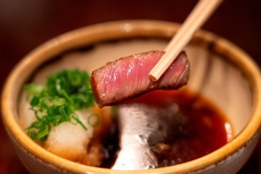 てっぱん料理 味味亭