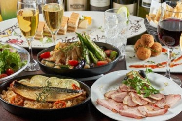 花岡DINING and BAR（hotel around TAKAYAMA内）