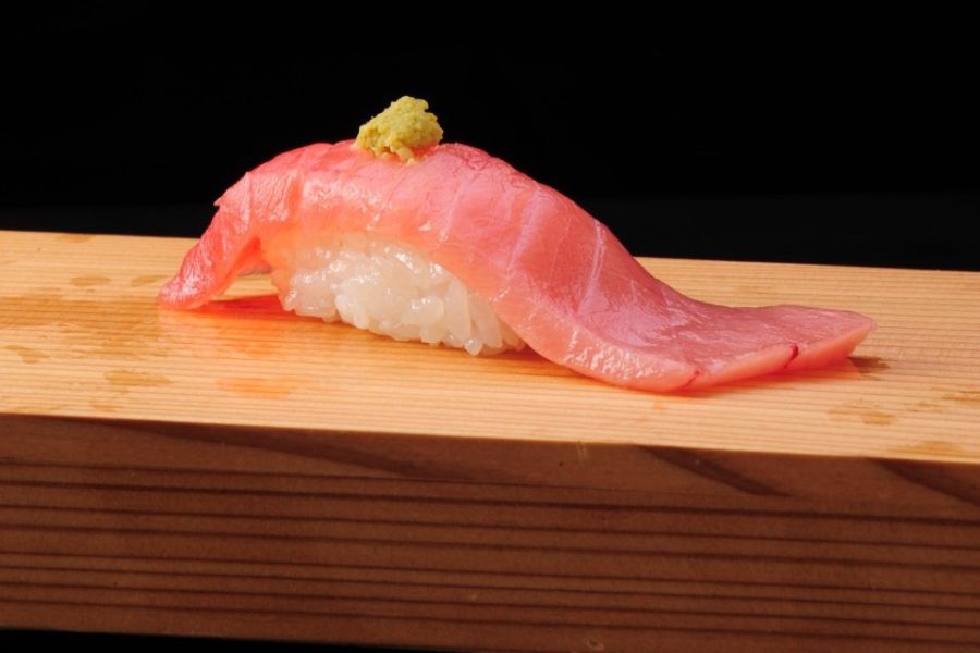 すし辰の立ち食い minamoa店