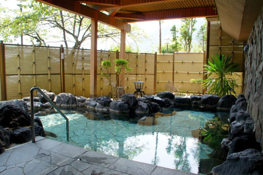 箱根嶺南荘