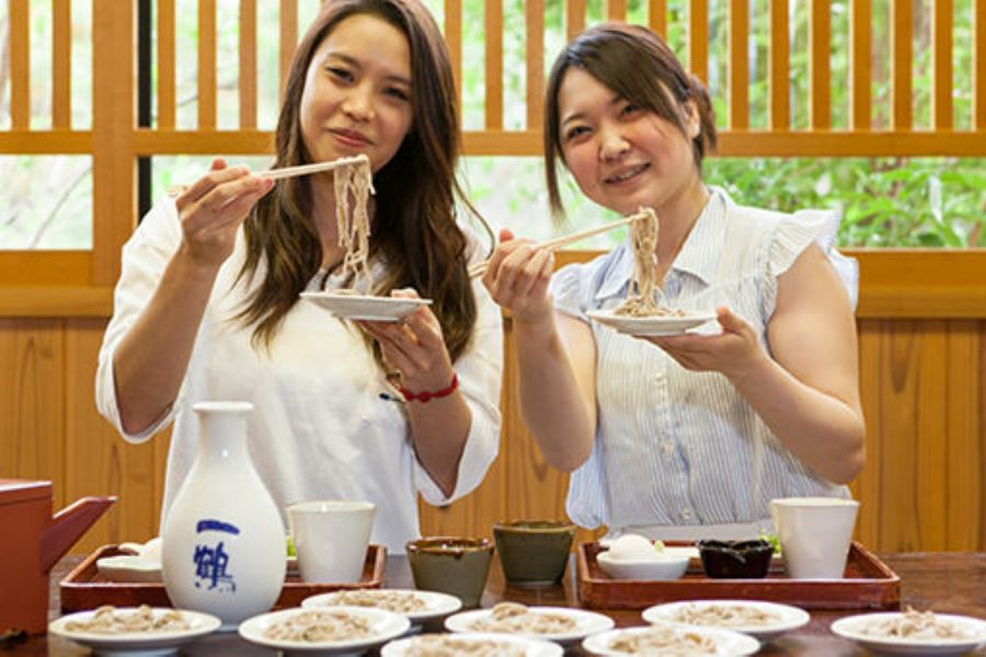 （蕎麦打ち体験）出石皿そば 一鶴（いっかく）