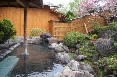 源泉かけ流しの宿 岡部荘