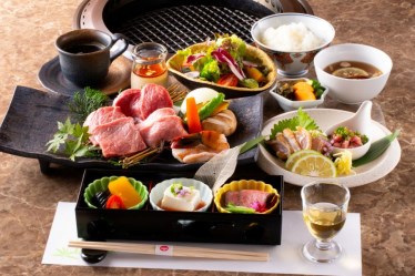 御肉匠庵　春日那